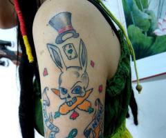 Tatuaje Conejo Old School