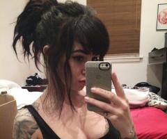 Emily Ann Veness dearemilyann tattoo