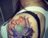 http://www.tattooset.com/images/tattoo/2014/11/14/24319-tatuaje-de-flor-de-loto-en-el-hombro_tiny.jpg
