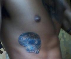 calavera mexicana en las costillas